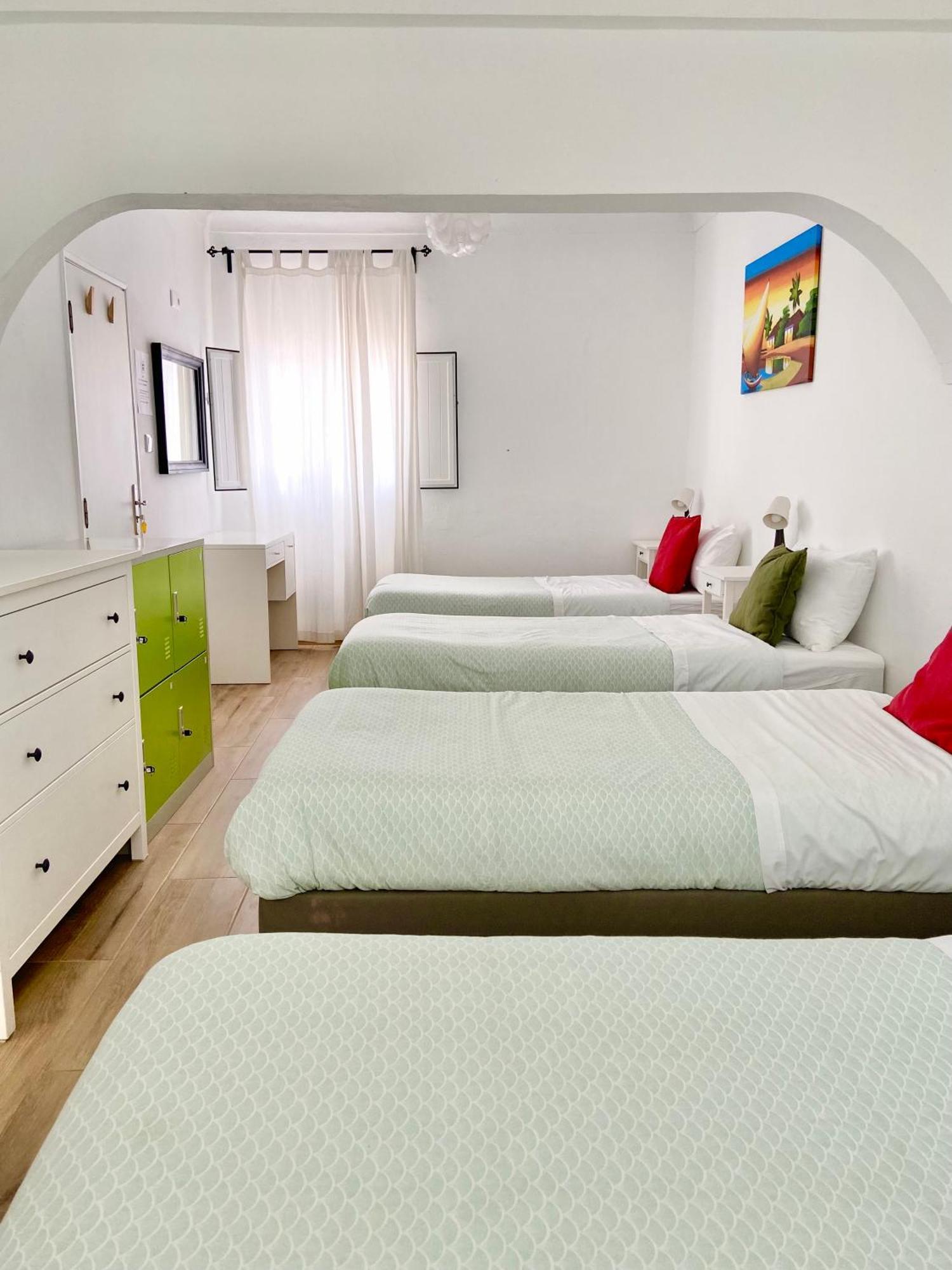 Pirata Milfontes Guest House Віла-Нова-де-Мілфонтеш Екстер'єр фото